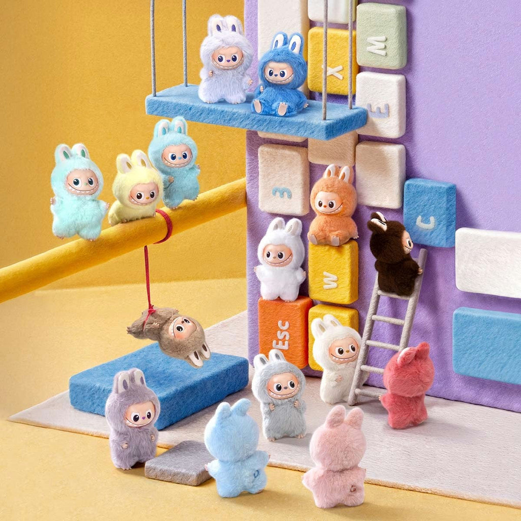 Labubu THE MONSTER PIN FOR LOVE - B